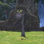 Labyrinthos Grape Lamppost
